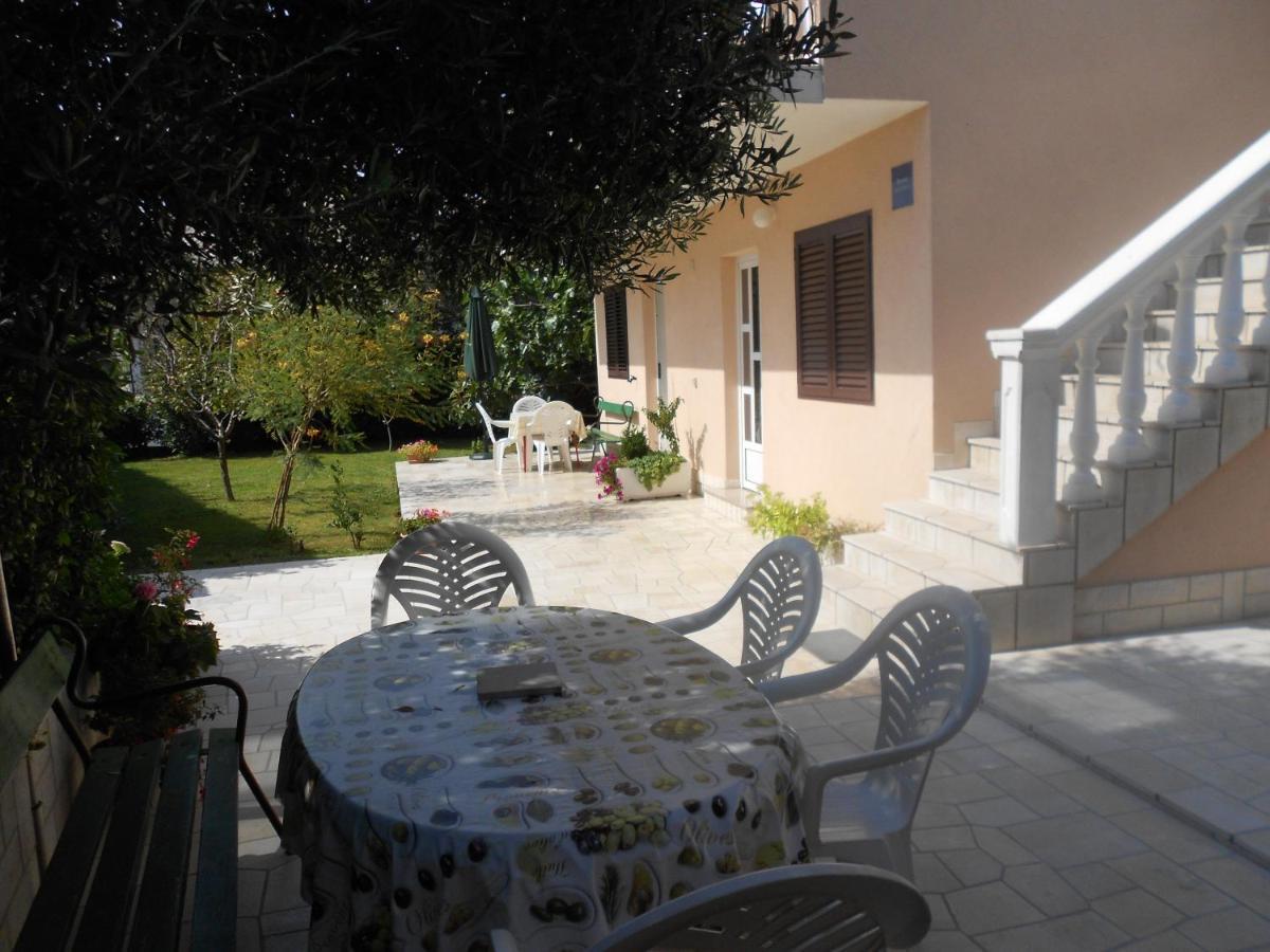 Apartments With A Parking Space Novi Vinodolski - 5587 المظهر الخارجي الصورة