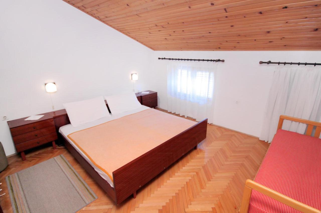 Apartments With A Parking Space Novi Vinodolski - 5587 المظهر الخارجي الصورة